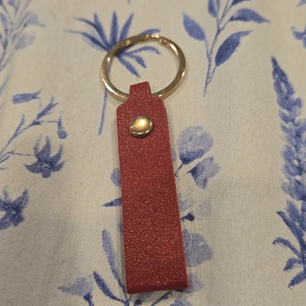 ❤️10/$13 New vegan leather keychain